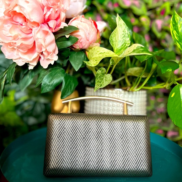 Fawziya Metal Handle Clutch - Gold - Picture 1 of 2